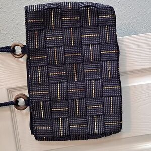 Woven Handbag 4/3